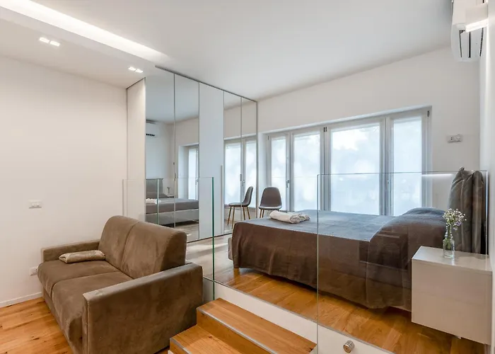 Duomo And Navigli - Cozy And Quiet With Park View *