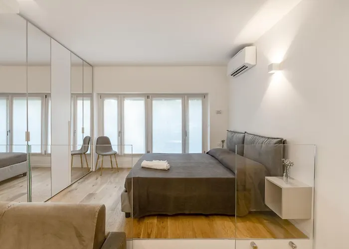 Duomo And Navigli - Cozy And Quiet With Park View Apartment Milan