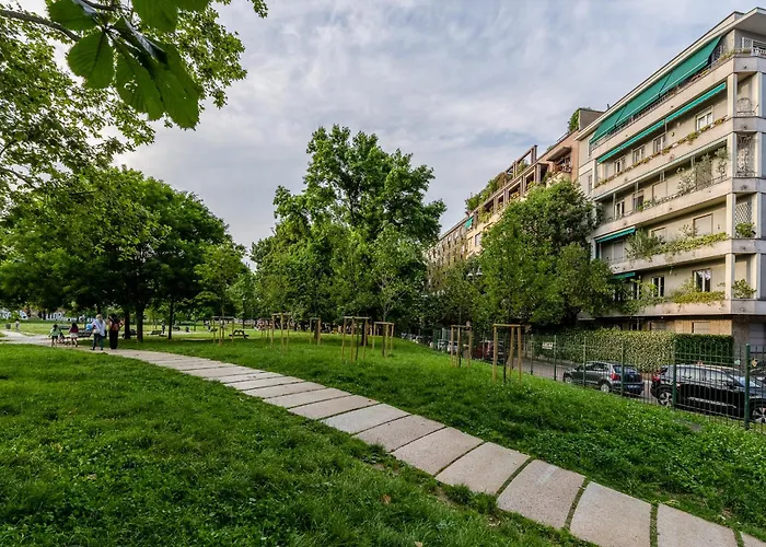 Duomo And Navigli - Cozy And Quiet With Park View Apartment Milan