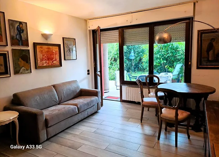 Apartman Il Giardino Dell'artista Stylish A