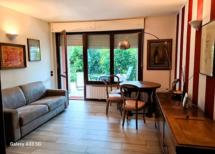 Apartman Il Giardino Dell'artista Stylish A *