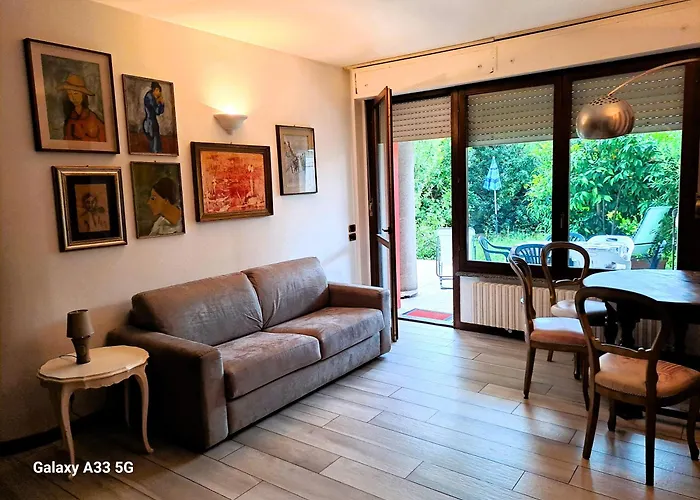 Il Giardino Dell'artista Stylish A Milánó