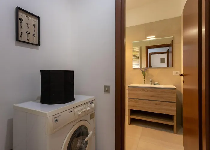 Rucellai With Shared Pool By Halldis Apartment *