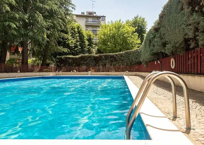 Appartamento Rucellai With Shared Pool By Halldis Milano