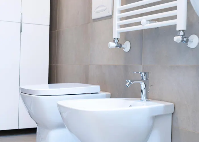 Ihost - Monviso 41 Milan