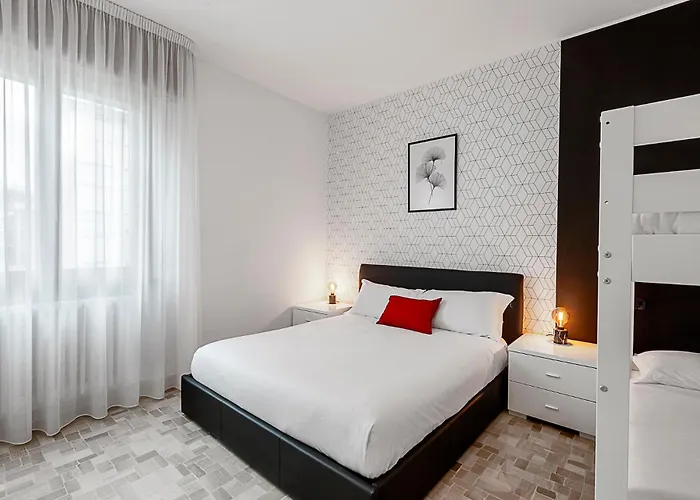 Stayeasy Staro5 - 5 Minutes To Udine Subway *