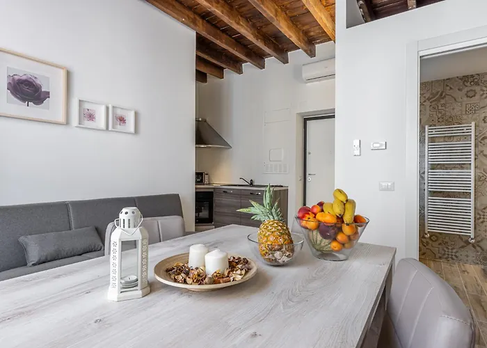 Santa Giulia - 15min From Duomo - Rogoredo Fs Apartament *