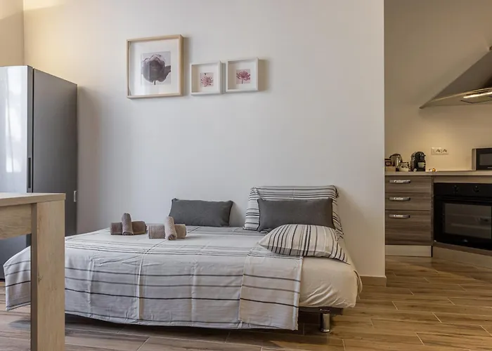 Santa Giulia - 15min From Duomo - Rogoredo Fs