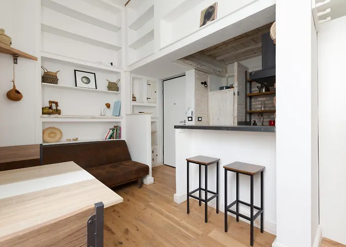 Su 2 Livelli- Universita Iulm * מילאנו