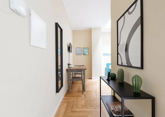 Guesthost - Missori & Bocconi Renovated Apartmán Milán