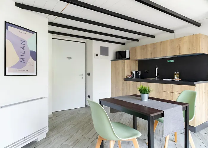 Aprica16 Loft House *