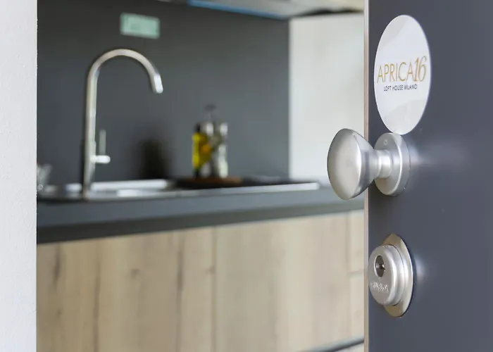Aprica16 Loft House Milano