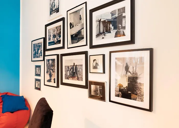 Station/duomo Area Stylish