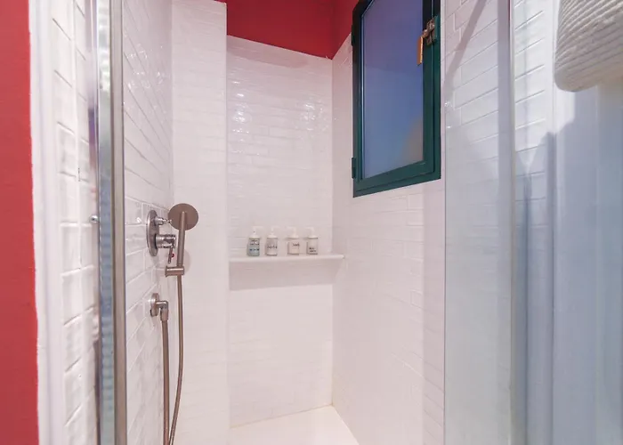 Station/duomo Area Stylish Apartment