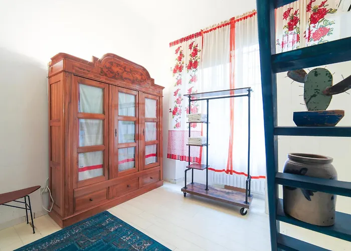 Apartment Station/duomo Area Stylish *