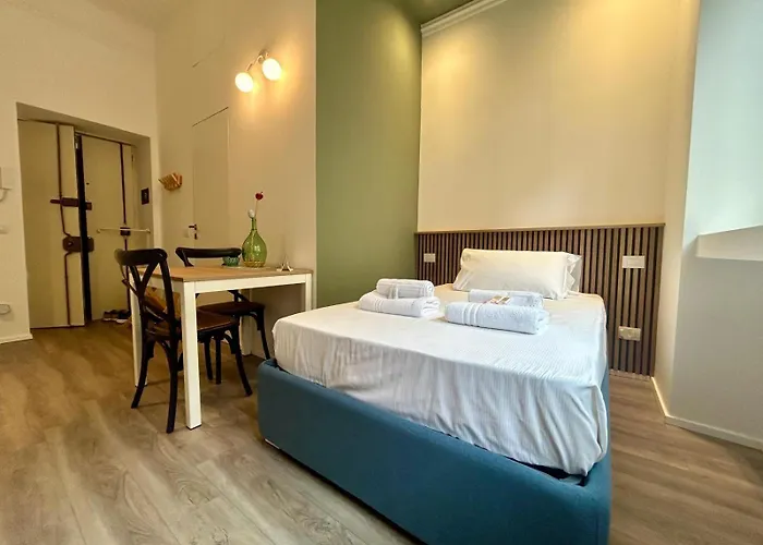 Kibilu - Via Cagnola - Arco Della Pace - Mm Moscova Milán