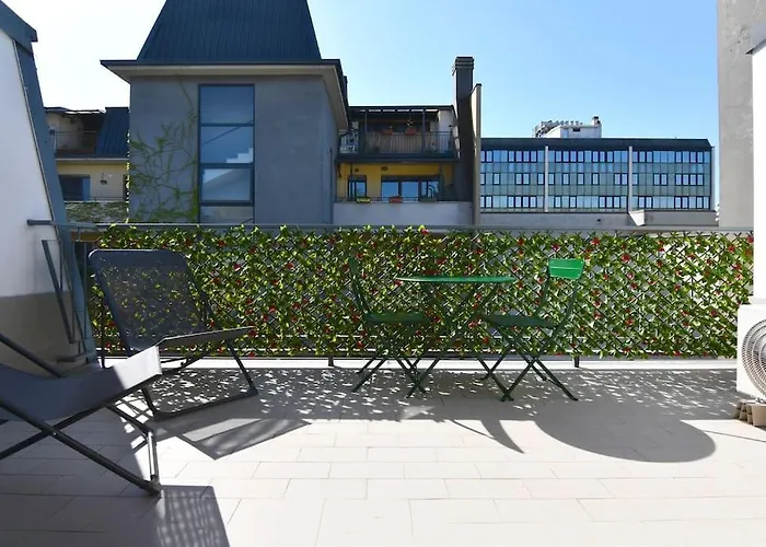 Bocconi Fond Prada Ieo Spettacolare Attico Con Terrazzo Milan