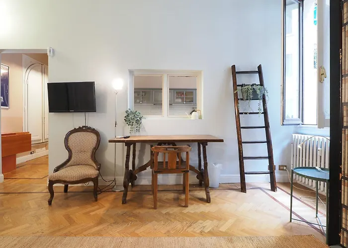 Primopiano - Piazza Napoli Milaan