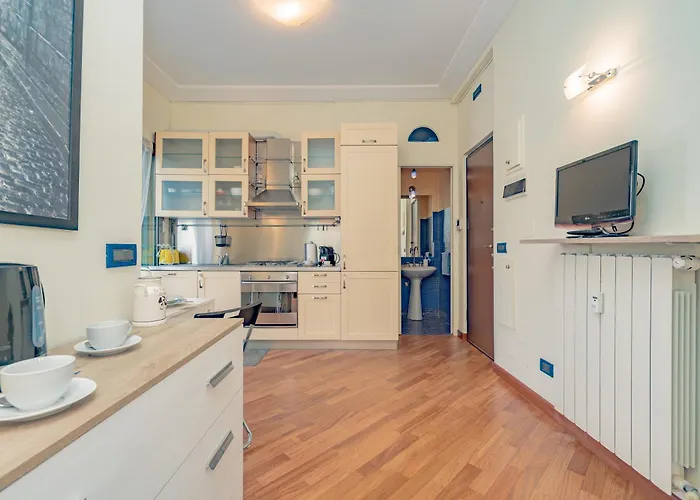 Porta Vittoria - Linate Urban - 10 Minuti Aeroporto Self-check-in