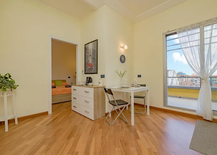 Porta Vittoria - Linate Urban - 10 Minuti Aeroporto Self-check-in *