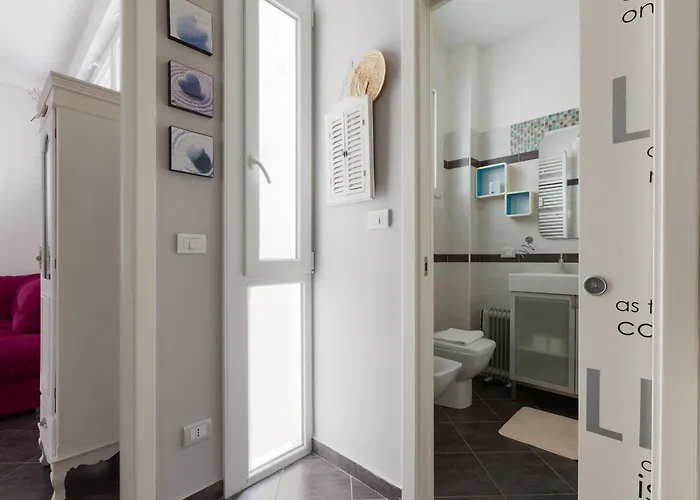 Guesthost - Milano-nolo Balcony Daire *