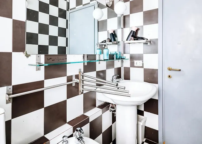 Appartement Farini 6 *