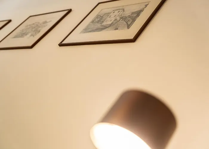 Quiet In Porta Venezia Apartment