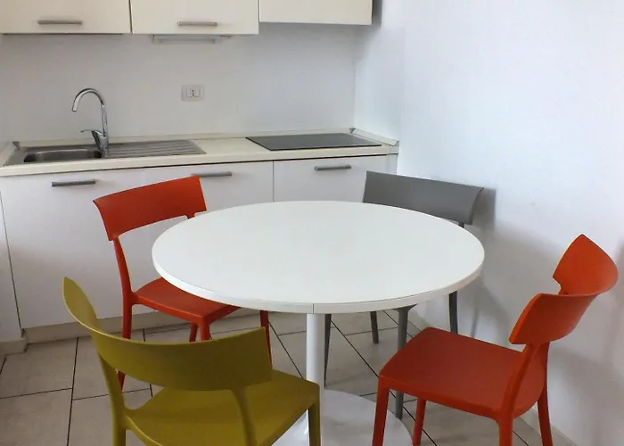 بي بي هوتيلز فيسكونتي الفندقية شقة فندقية 4*