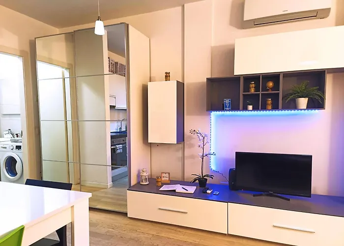 Yr - Navigli Apartmán