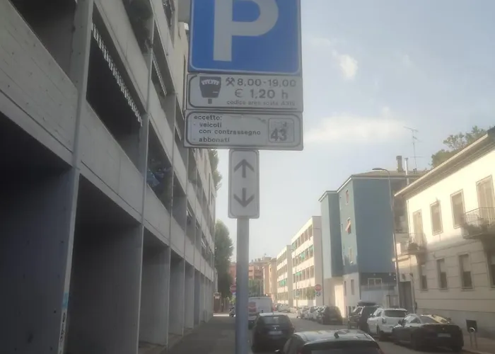 A Vicino Metropolina E Ospedale Niguarda Apartment