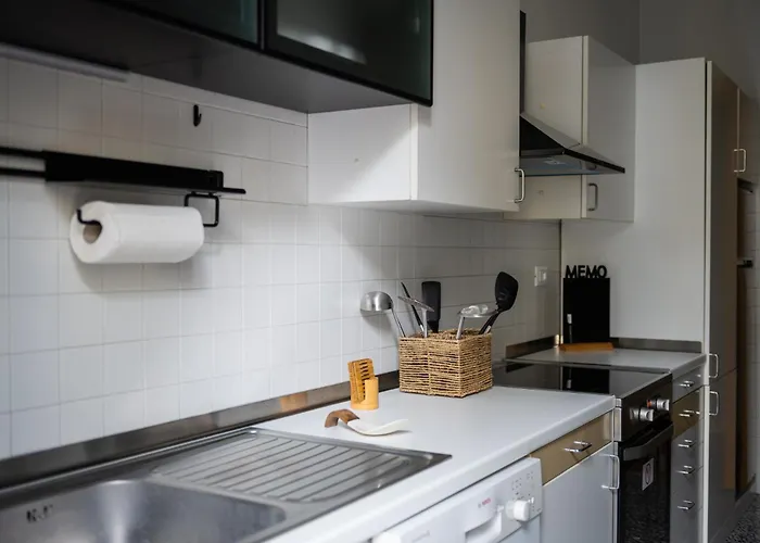 Vercelli Elegance Between Citylife And Duomo - Milan-cortina 2026 Olympics - Design Week 2026