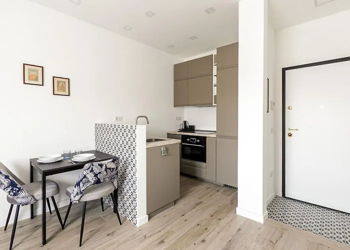 Tadino Ai Giardini Indro Montanelli By Halldis Apartament Mediolan