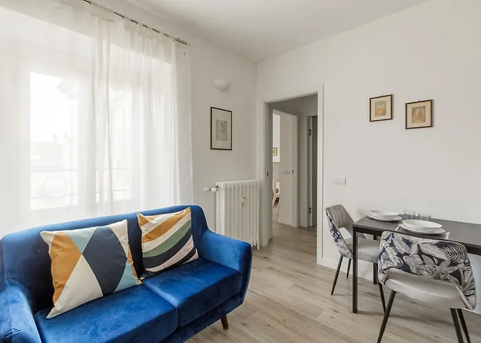 Apartamento Tadino Ai Giardini Indro Montanelli By Halldis Milão
