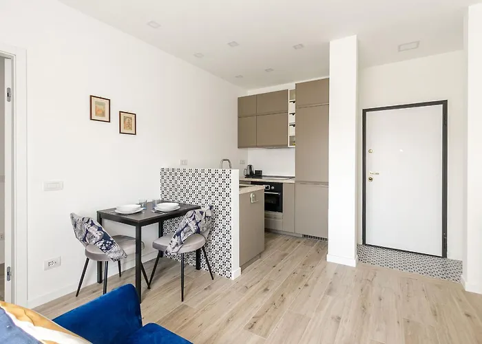 Tadino Ai Giardini Indro Montanelli By Halldis Milão