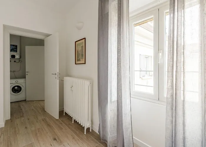 Tadino Ai Giardini Indro Montanelli By Halldis Apartament