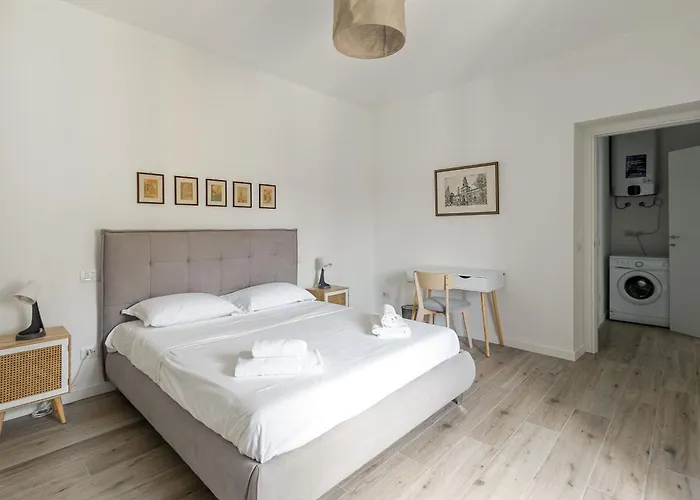 Tadino Ai Giardini Indro Montanelli By Halldis Apartament