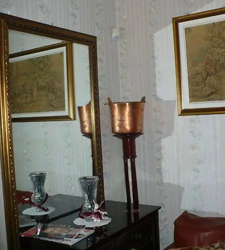 Suzzani House