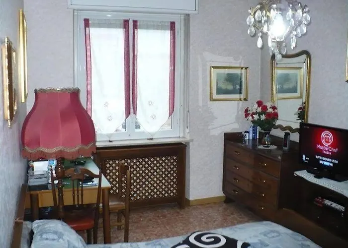 Suzzani House