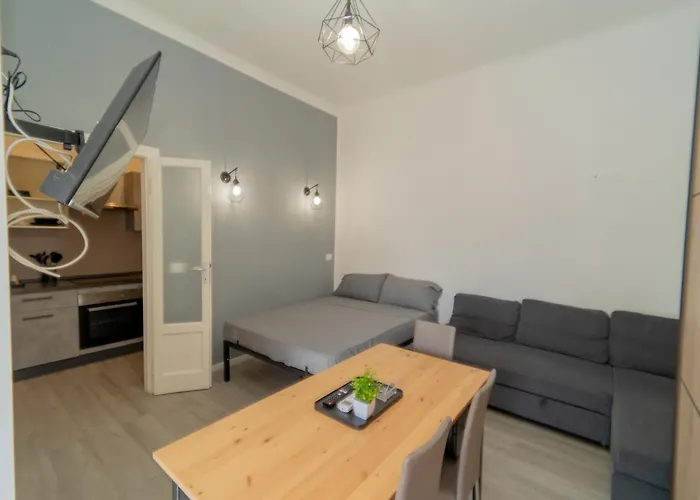 Near Metro-m5 Lägenhet Milano