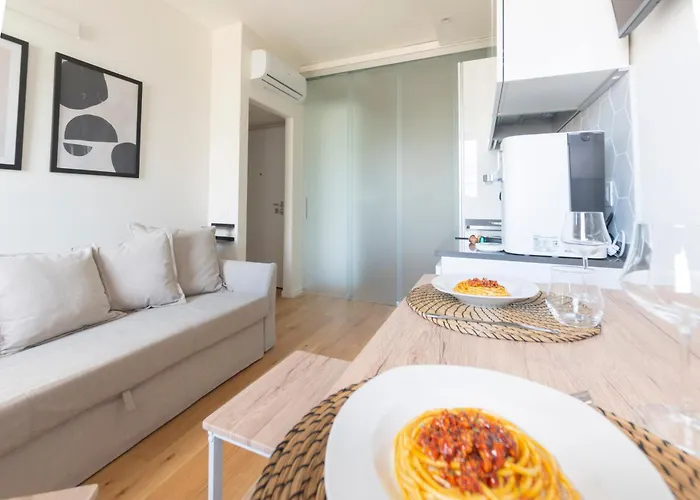 Modern & Stylish Near Isola & Station Apartmán Milán