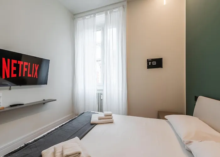 Spacious In Next To Metro Milán