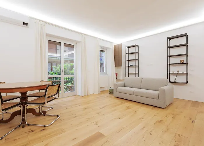 Brand New With Balcony Appartement *