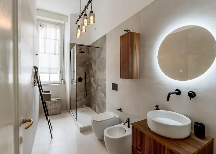 Center-design Attic Penthouse With Private Terrace 아파트