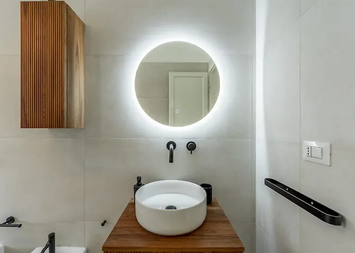 아파트 Center-design Attic Penthouse With Private Terrace