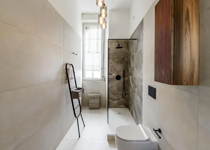 Center-design Attic Penthouse With Private Terrace Appartement Milan