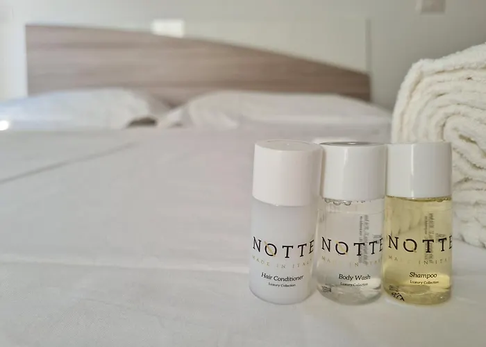 The Spot - アパート *