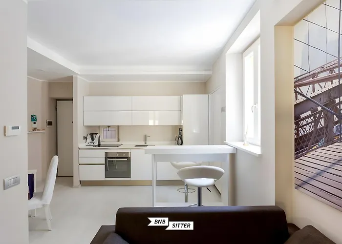 And Quiet - * Μιλάνο