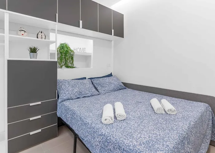 Le23 Duomo-loreto - - Modern *