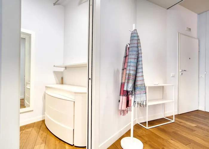 Апартаменты Guesthost - White Flat Bilo Di Design De Angeli