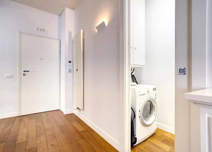 Daire Guesthost - White Flat Bilo Di Design De Angeli